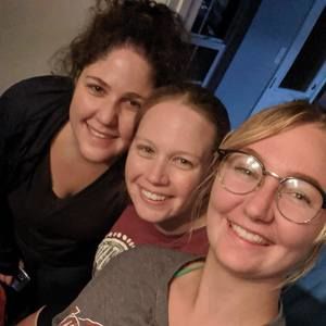 Meet your Posher, Abigail